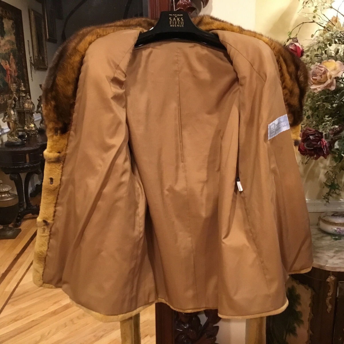 Stunning Whiskey ￼Mink Coat / Jacket SZ S/M Lite and Soft.
