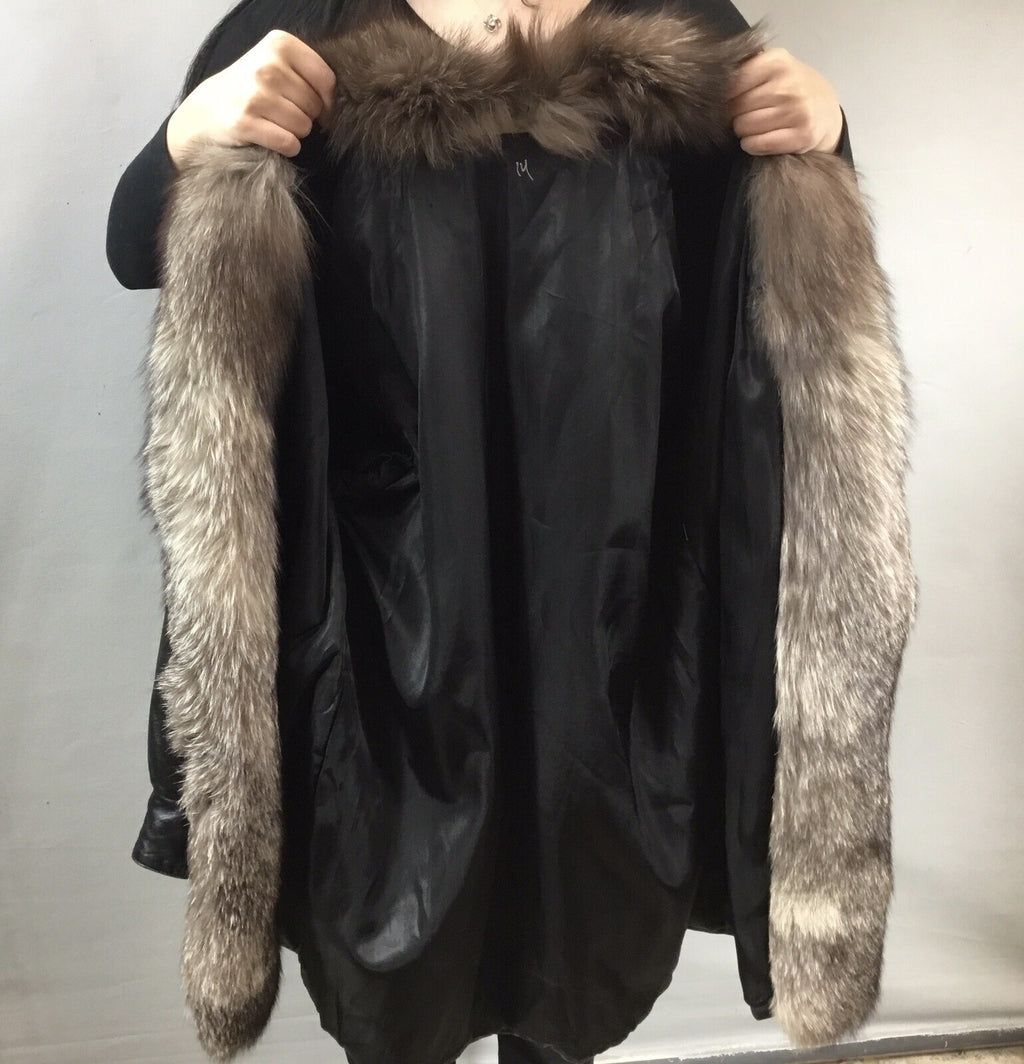 Leather￼ ￼And Fox  Coat  Coat Sz  M