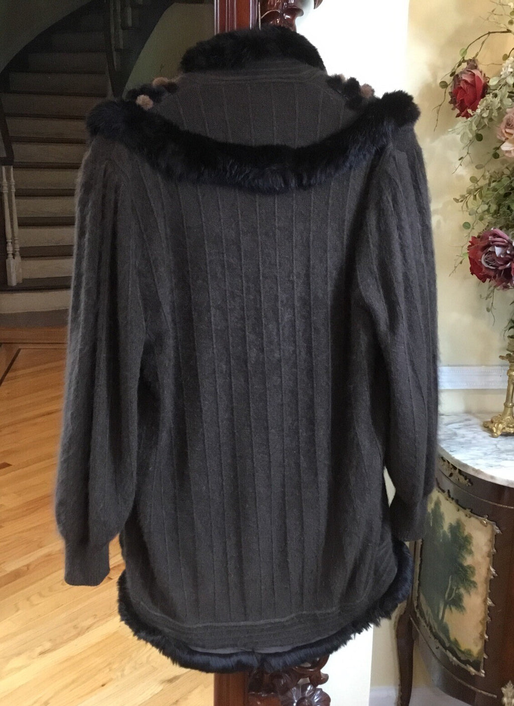CASHE, ￼Mink, Angora fur long sweater jacket. Beautiful Jacket. size￼ M/L