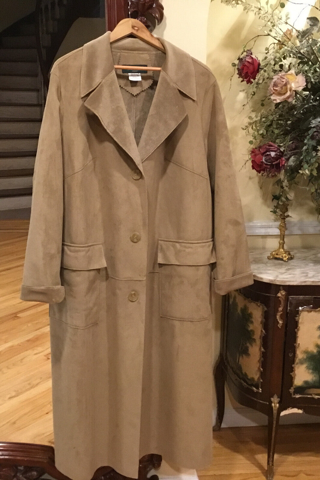 ￼COAT FAUX  SUEDE SZ 18 W