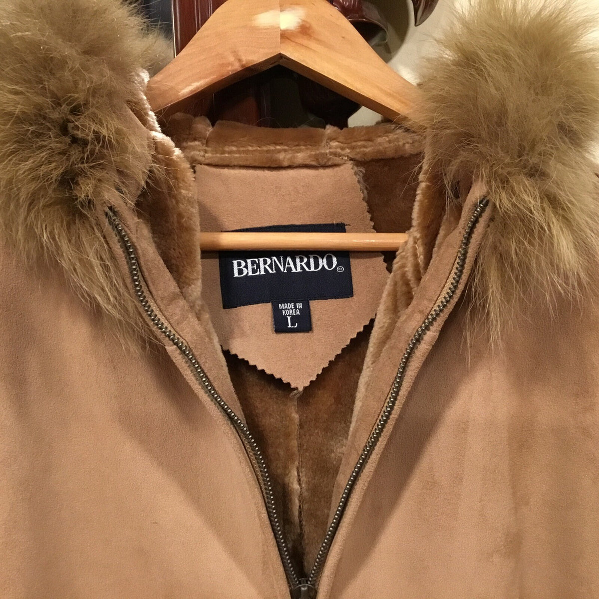 ￼COAT FAUX  SUEDE SZ L ￼Hoody