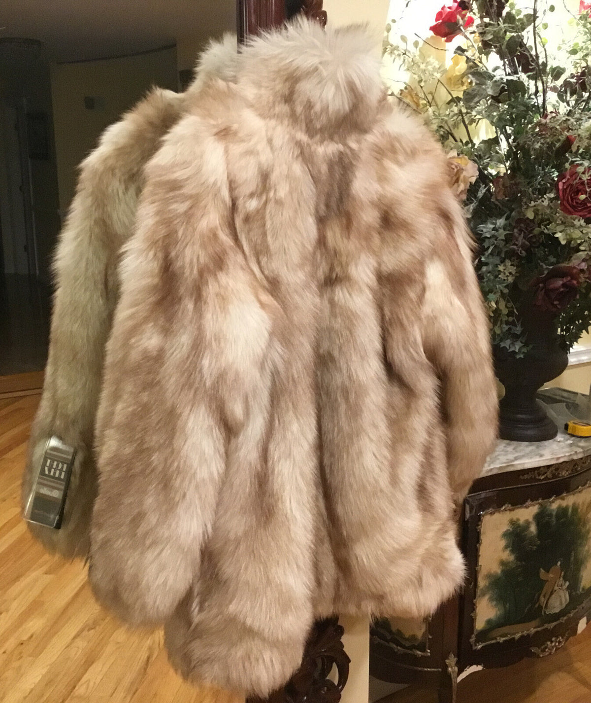 Real Fur Men/ Women Coat Size M Animal Hair For TALL  ￼Person.