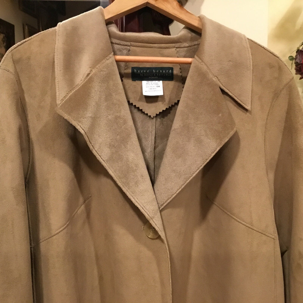 ￼COAT FAUX  SUEDE SZ 18 W