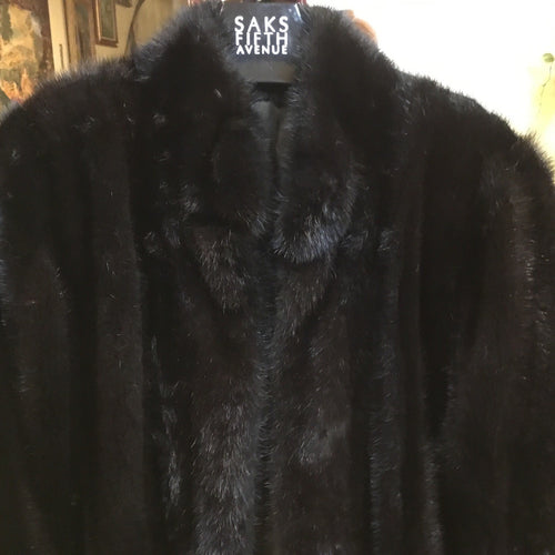 Beautiful And soft Real mink coat size ￼￼ Medium￼ Excellent Condition ￼