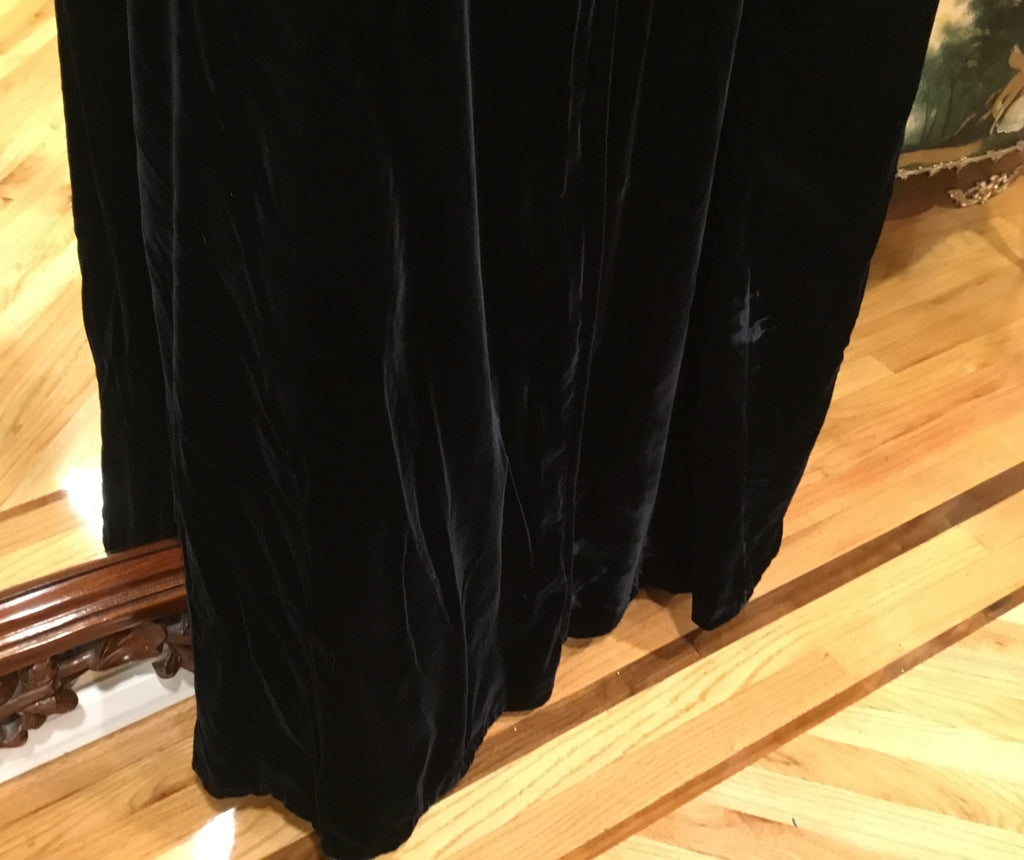 Vintage Heavy, velour, Theatrical ￼Cape Coat Made In England 57" Long Free size￼