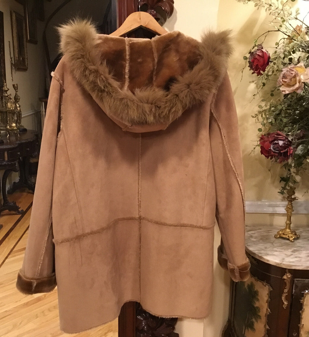 ￼COAT FAUX  SUEDE SZ L ￼Hoody