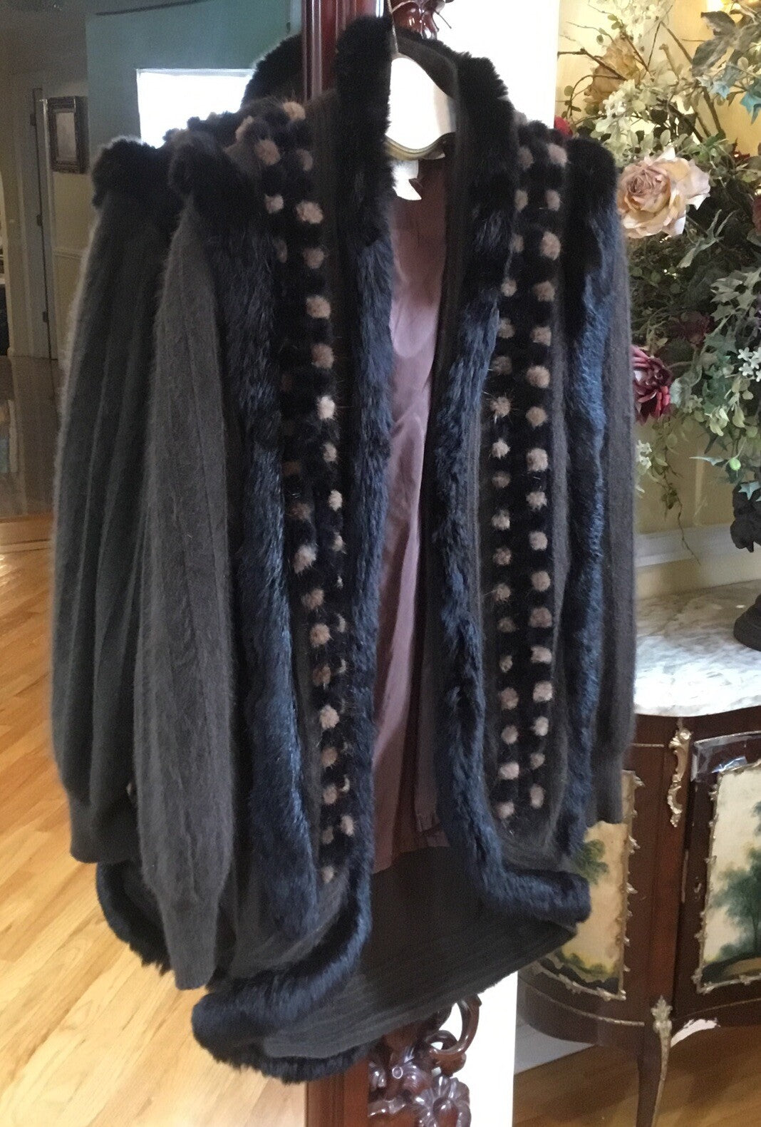 CASHE, ￼Mink, Angora fur long sweater jacket. Beautiful Jacket. size￼ M/L