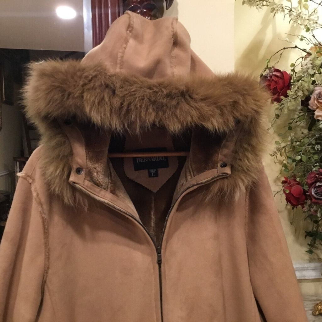 ￼COAT FAUX  SUEDE SZ L ￼Hoody