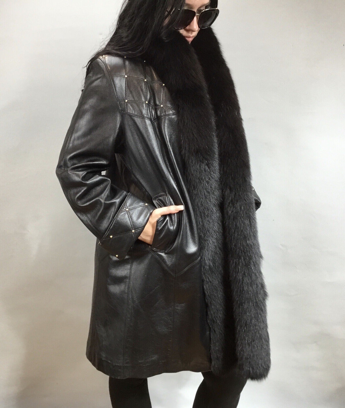 Leather￼ ￼And Fox  Coat  Coat Sz  M