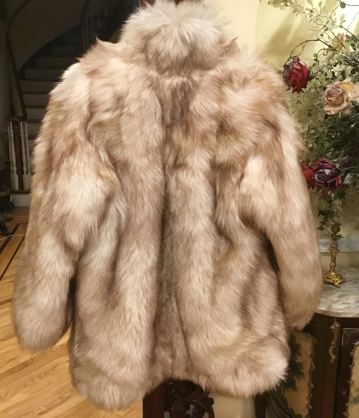 Real Fur Men/ Women Coat Size M Animal Hair For TALL  ￼Person.
