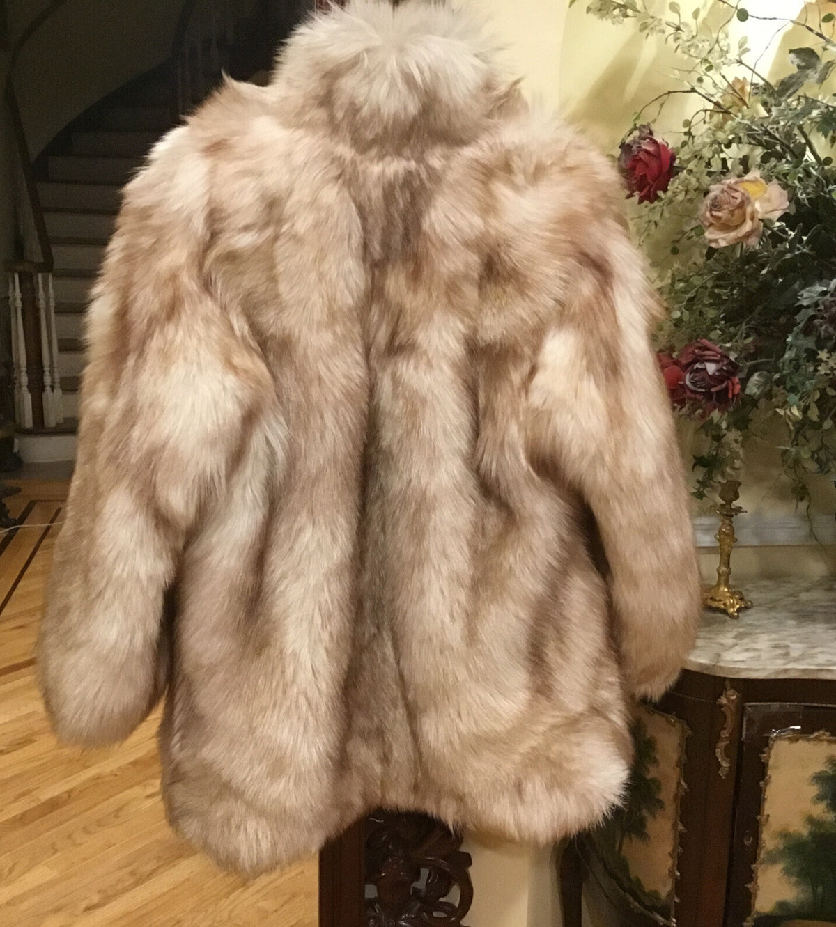 Real Fur Men/ Women Coat Size M Animal Hair For TALL  ￼Person.